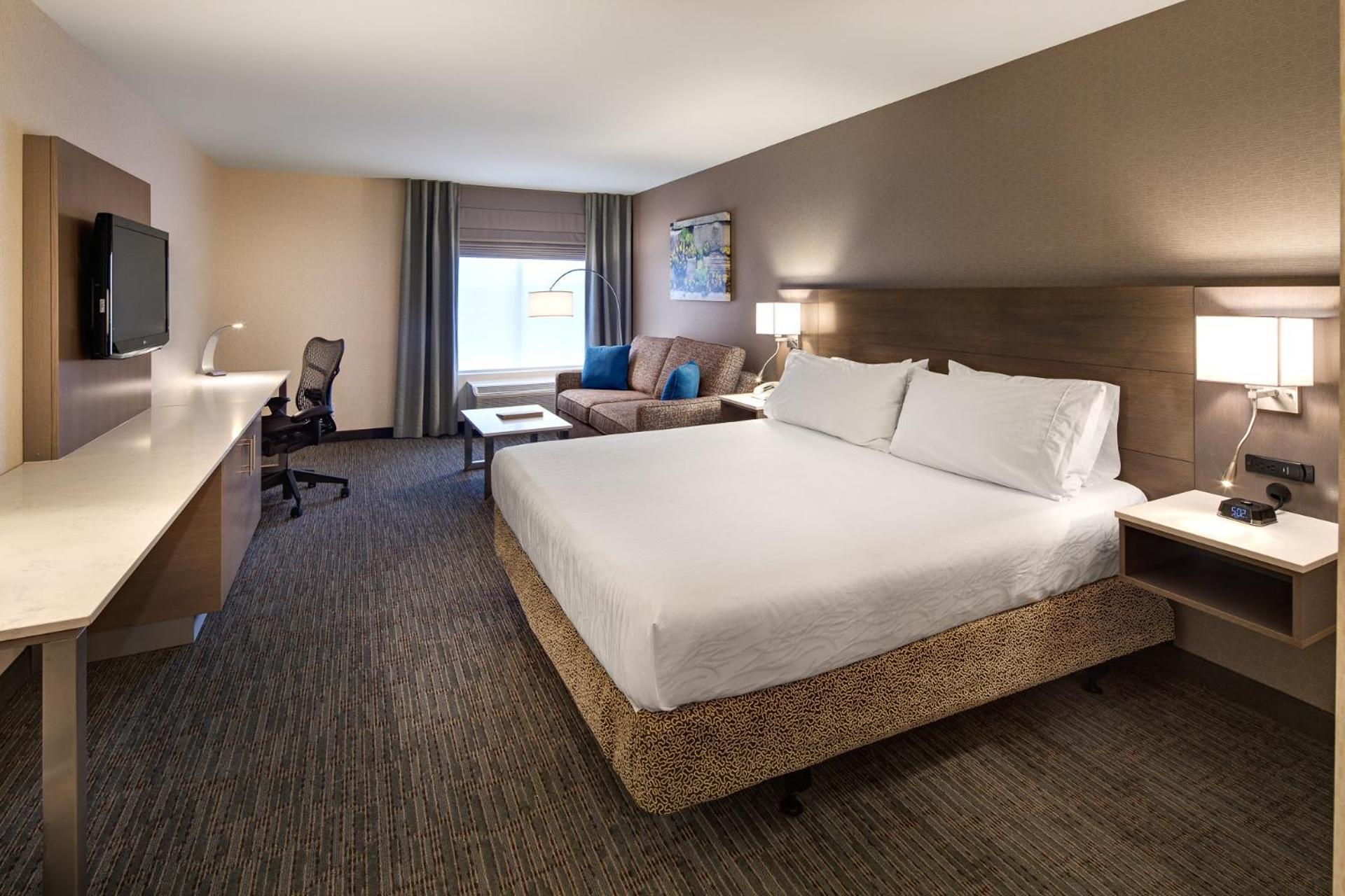 Hilton Garden Inn Toronto-Oakville Exterior photo
