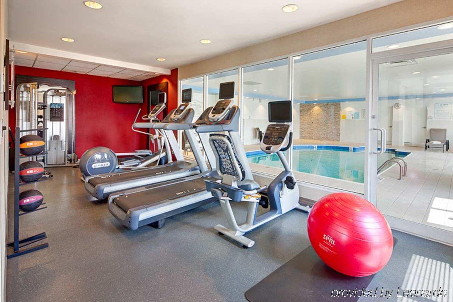 Hilton Garden Inn Toronto-Oakville Exterior photo