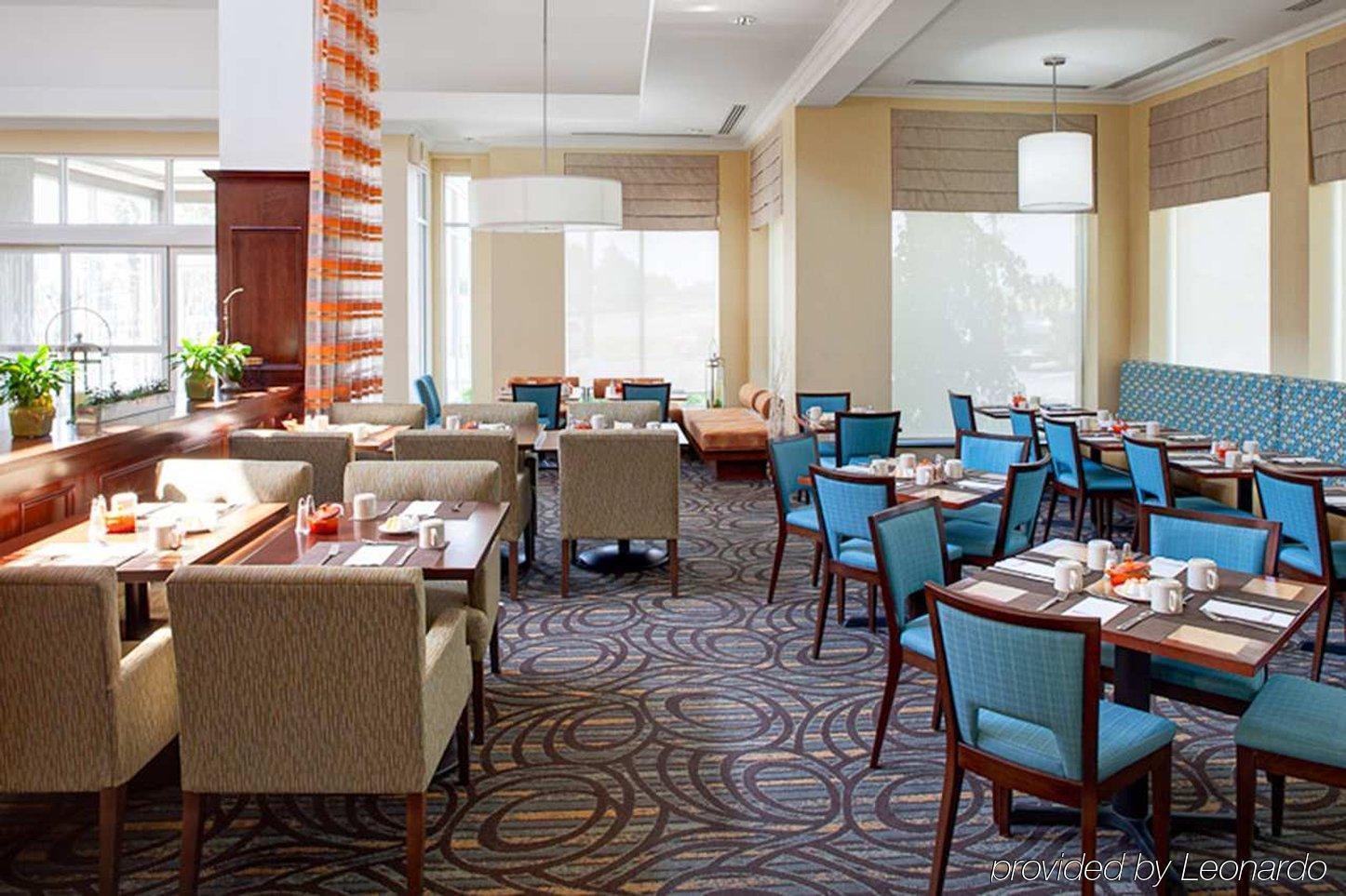 Hilton Garden Inn Toronto-Oakville Exterior photo