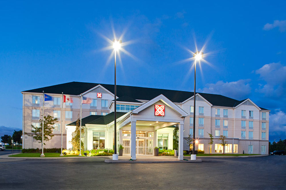 Hilton Garden Inn Toronto-Oakville Exterior photo