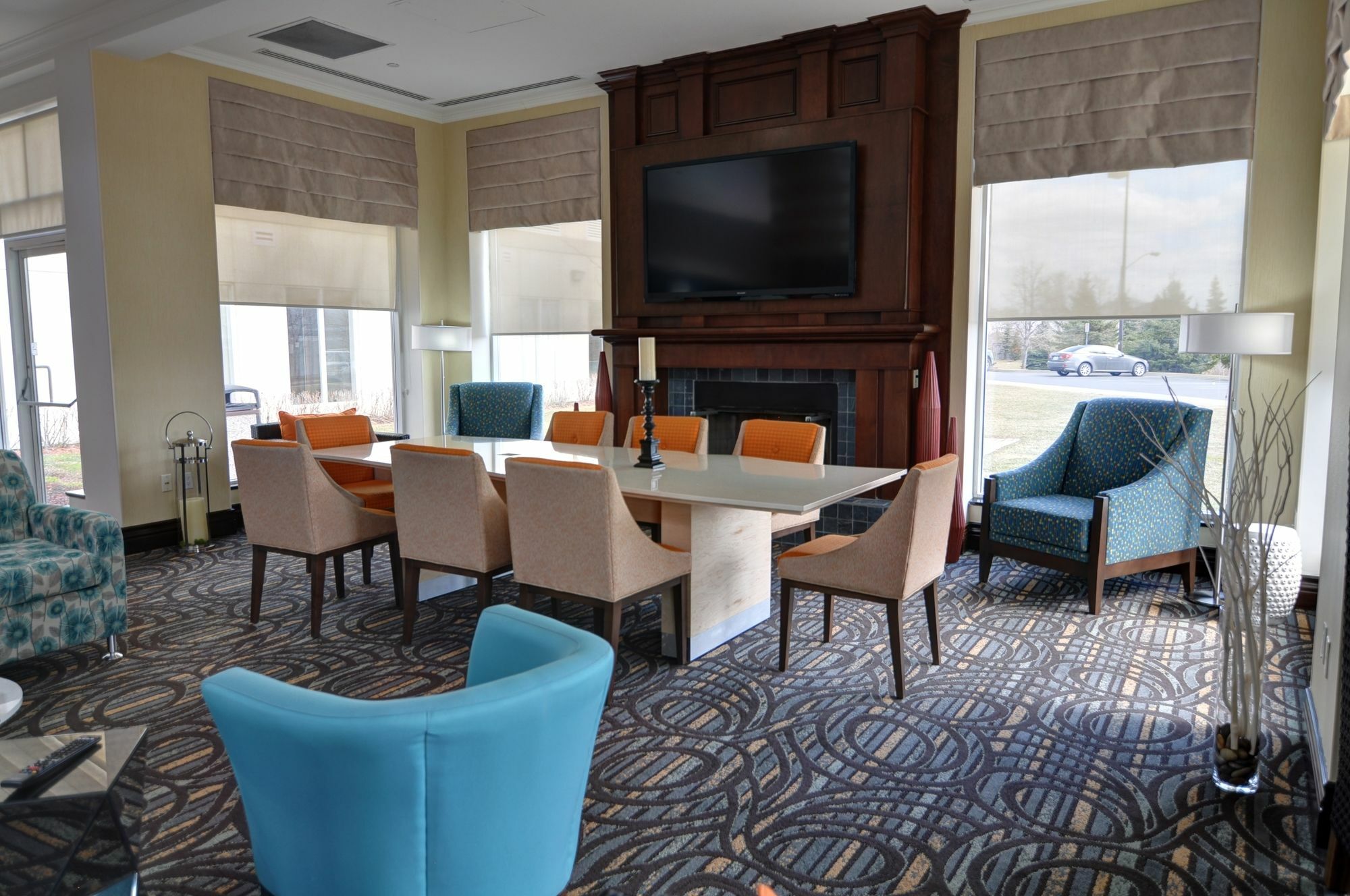 Hilton Garden Inn Toronto-Oakville Exterior photo